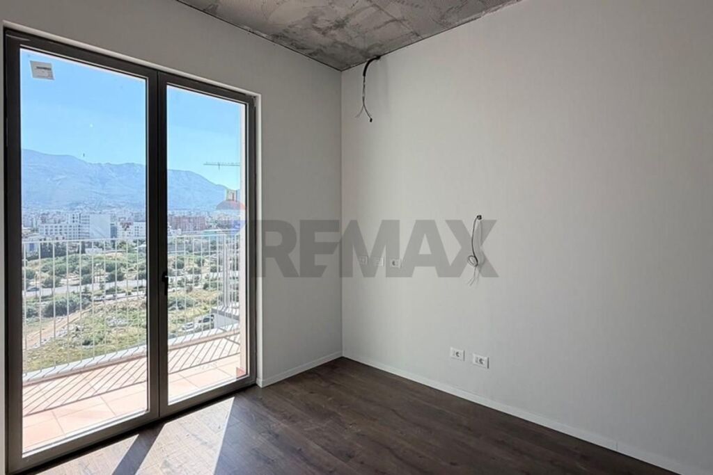Apartment for sale in Bulevardi i Ri, Tirana, 134 m². Photo 3 of 3