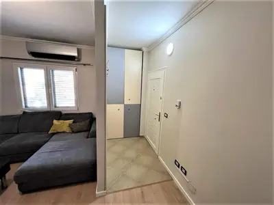 Apartament 2+1 në shitje në Rruga e Durrësit, Tiranë, 88 m². Foto 5 nga 11
