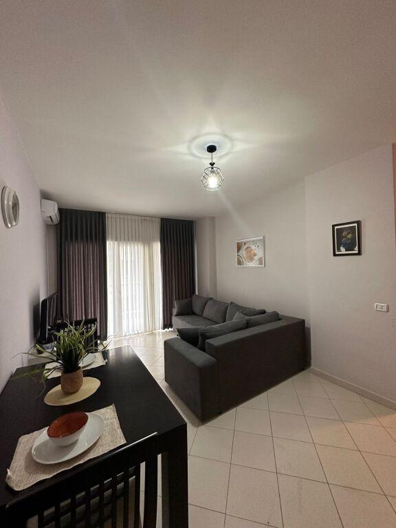 Apartament 1+1 me qera në Hotel Bleart, Durrës, 75 m²