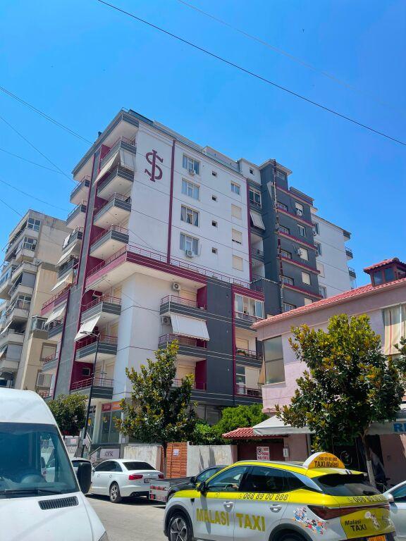 Apartament 2+1 në shitje në Rruga Andon Profka, Fier, 100 m². Foto 6 nga 6