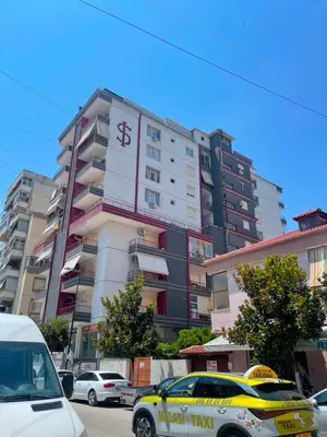 Appartamento 2+1 in vendita a Rruga Andon Profka, Fier, 100 m². Foto 6 di 6