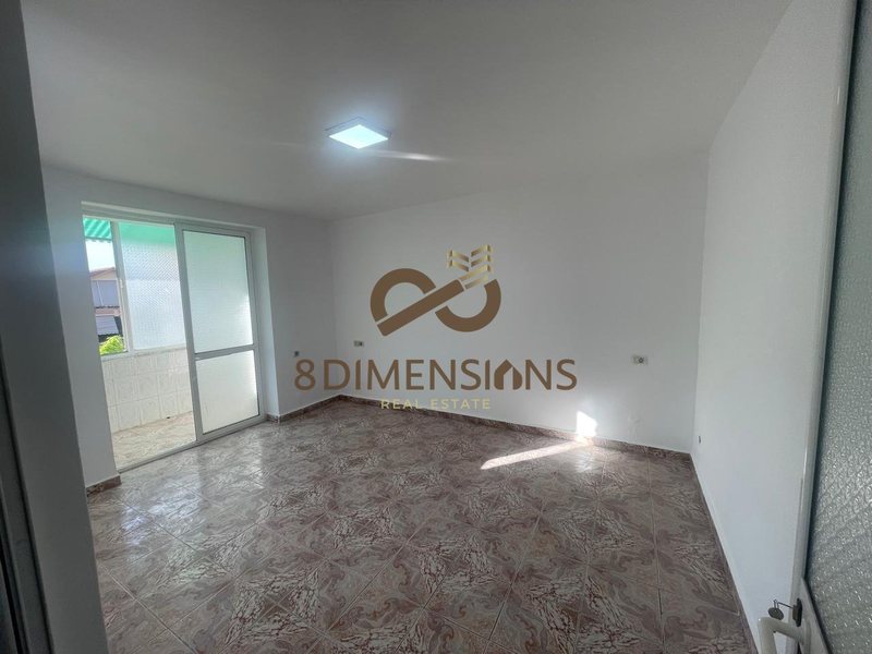 Ufficio 2+1 in affitto a Medreseja, Tirana, 73 m²