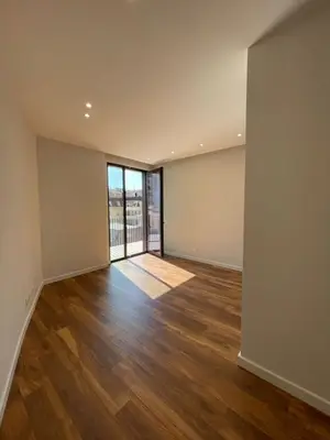 Zyrë me qera në Altana Luxury Residence, Tiranë, 117 m². Foto 1 nga 5