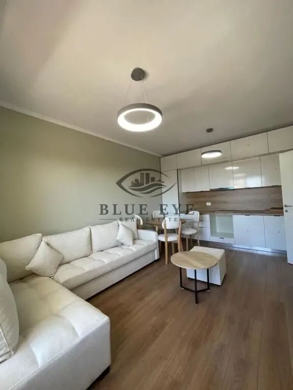 Appartamento 1+1 in vendita a Rruga Mujo Ulqinaku, Durazzo, 68 m²