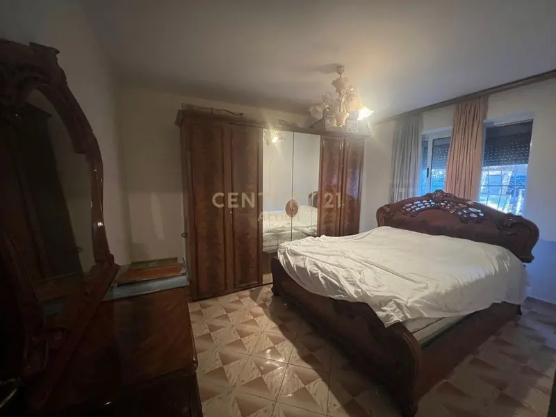Appartamento 1+1 in vendita a Rruga Todi Shkurti, Tirana, 60 m²