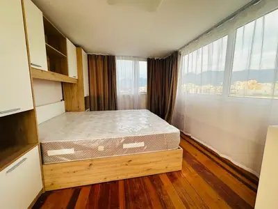 Apartament 4+1 me qera në Rruga e Durrësit, Tiranë, 250 m². Foto 3 nga 10