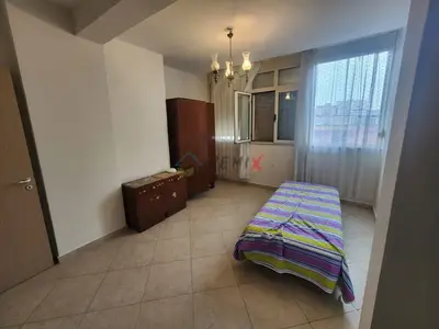 Apartament 1+1 me qera në Rruga Mujo Ulqinaku, Durrës, 60 m². Foto 8 nga 8