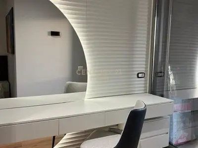 Apartament 2+1 me qera në Petro Nini Luarasi, Tiranë, 120 m². Foto 2 nga 11