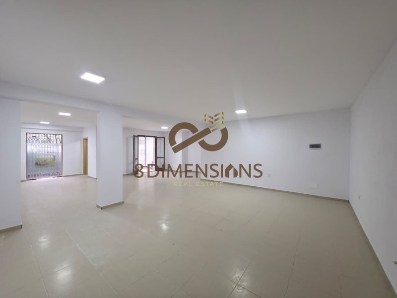 Negozio in affitto a Kodra e Diellit, Tirana, 90 m²