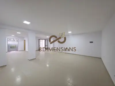 Negozio in affitto a Kodra e Diellit, Tirana, 90 m². Foto 1 di 2