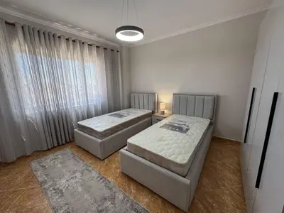 Apartament 2+1 në shitje në Plazh, Durrës, 90 m². Foto 7 nga 9