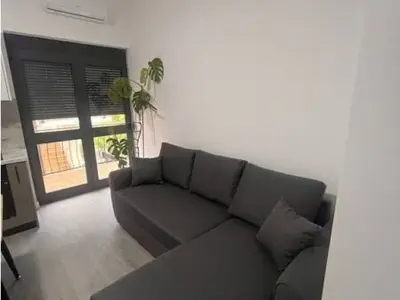 Apartament 1+1 me qera në Brryli, Tiranë, 50 m². Foto 4 nga 5