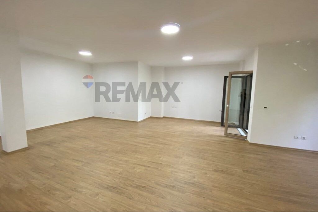 Office for rent in 9 Katëshet, Tirana, 104 m². Photo 2 of 3