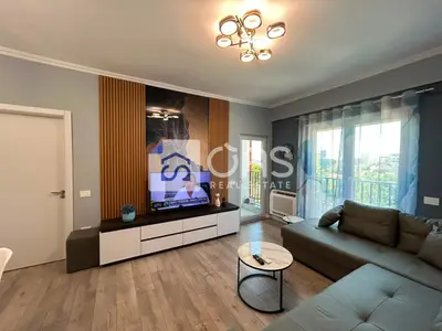 Apartament 2+1 me qera në Rruga e Barrikadave, Tiranë, 80 m². Foto 8 nga 12