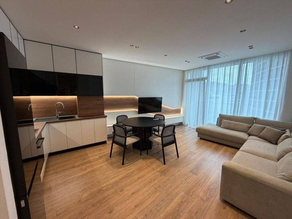 Appartamento 1+1 in vendita a Liqeni i Tiranës, Tirana, 72 m². Foto 2 di 3