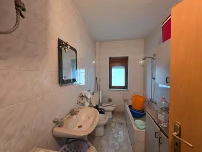 Apartament 2+1 në shitje në Rruga Ali Visha, Tiranë, 85 m². Foto 11 nga 11