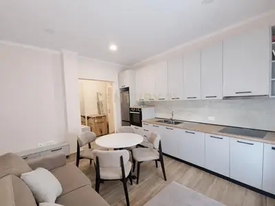 Appartamento in affitto a Rrugica e Kuminit, Durazzo, 120 m². Foto 2 di 10