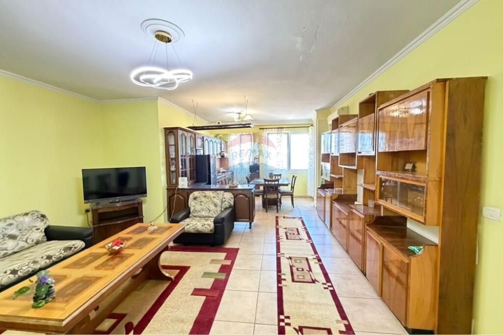 Apartament në shitje në Pazari i Ri, Tiranë, 106 m²