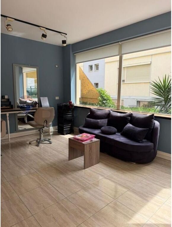 Negozio in vendita a Rruga Eduard Mano, Tirana, 36 m². Foto 3 di 3