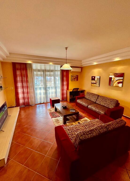Appartamento 2+1 in affitto a Bulevardi Zogu I, Tirana, 109 m². Foto 1 di 3