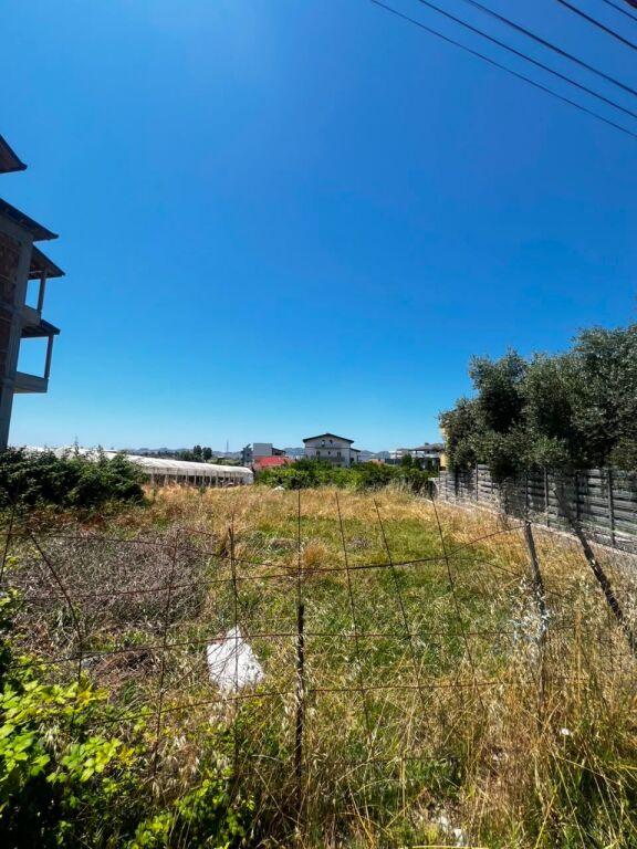 Land for sale in Tregu i Makinave Shënavlash, Durrës, 1,200 m²