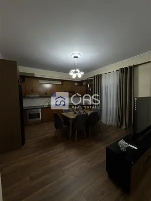 Shtëpi private 2+1 me qera në Kodra e Priftit, Tiranë, 135 m². Foto 2 nga 8