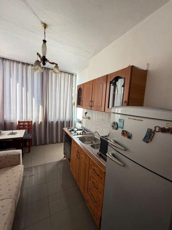 Apartment 1+1 for rent in Blloku, Tirana, 60 m²