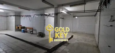 Negozio in vendita a Kryqi i Kuq, Durazzo, 60 m². Foto 1 di 9