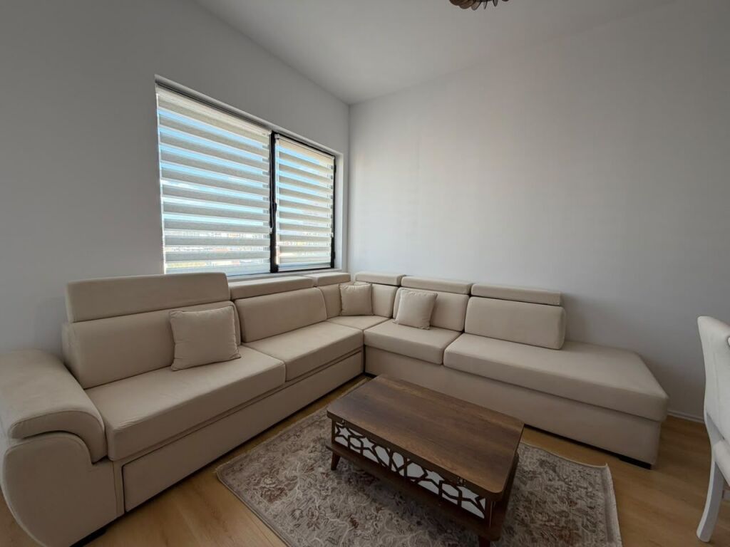 House 1+1 for rent in Vasil Shanto, Tirana, 72 m². Photo 2 of 3