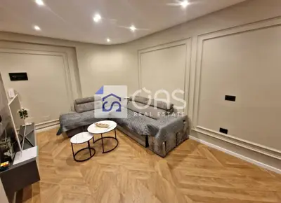 Apartament 1+1 me qera në Kodra e Diellit, Tiranë, 72 m². Foto 1 nga 5
