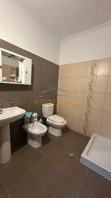 Apartament 2+1 në shitje në Stadiumi Dinamo, Tiranë, 85 m². Foto 7 nga 8