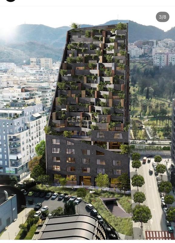 Apartment 2+1 for sale in Kompleksi Dinamo, Tirana, 124 m²