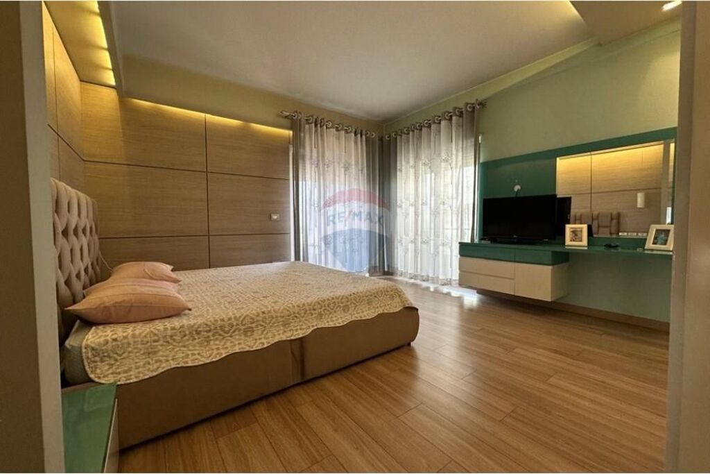 Apartment for rent in Zogu i Zi, Tirana, 127 m². Photo 3 of 3
