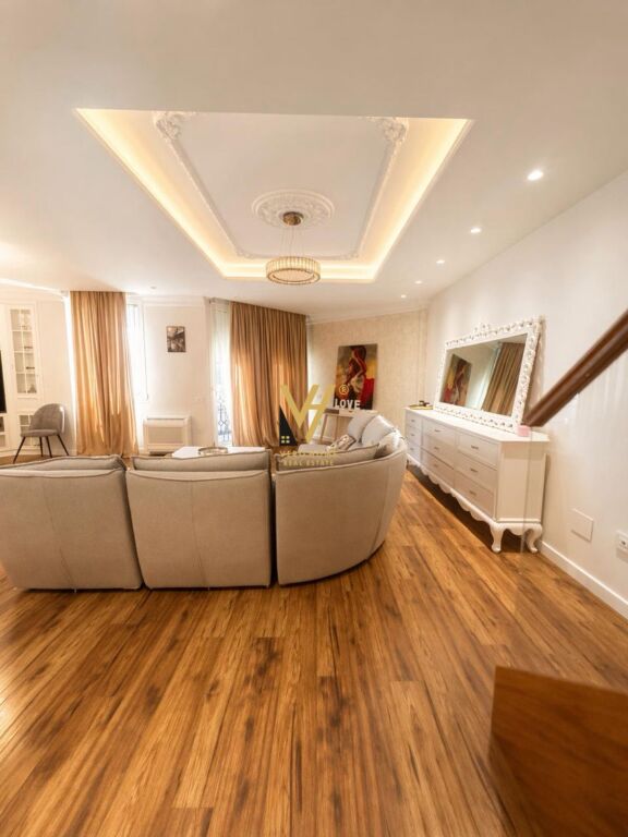Apartament 2+1 me qera në Rruga e Kavajës, Tiranë, 150 m². Foto 2 nga 3