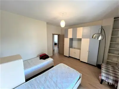 Apartament 2+1 në shitje në Rruga e Durrësit, Tiranë, 88 m². Foto 8 nga 11