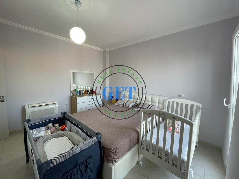 Apartament 2+1 në shitje në Sheshi Pranvera, Durrës, 97 m². Foto 3 nga 6