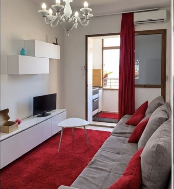 Apartament 1+1 me qera në Tiranë, 55 m². Foto 1 nga 5