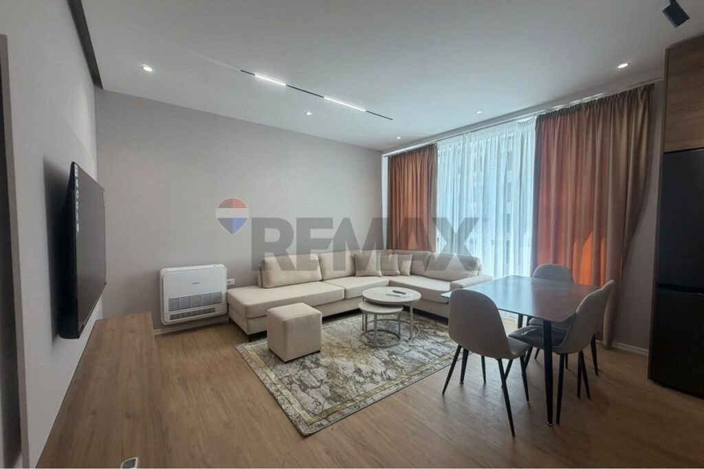 Appartamento in affitto a Rruga Jordan Misja, Tirana, 65 m². Foto 2 di 3