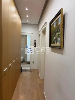 Apartament 2+1 me qera në Myslym Shyri, Tiranë, 90 m². Foto 3 nga 7