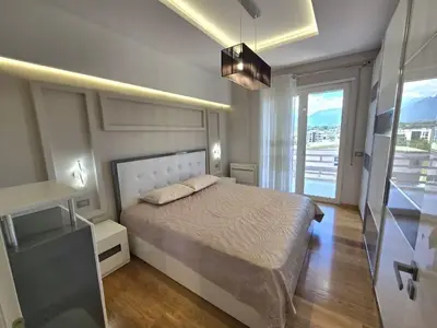 Apartament 2+1 në shitje në Liqeni i Thatë, Tiranë, 96 m². Foto 5 nga 12
