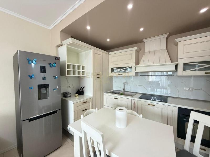 Apartament 2+1 me qera në Ujësjellës Kanalizime, Durrës, 100 m². Foto 3 nga 12