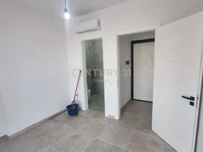 Apartament 2+1 me qera në Spitali QSUT, Tiranë, 96 m². Foto 7 nga 7