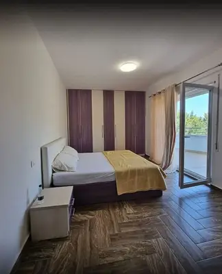 Appartamento 1+1 in affitto a Rruga Ali Shefqeti, Tirana, 100 m². Foto 6 di 8
