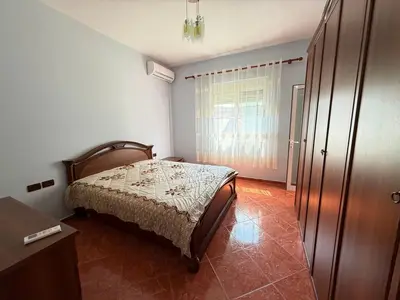 Apartament 2+1 me qera në Vilat Gjermane, Tiranë, 110 m². Foto 3 nga 5