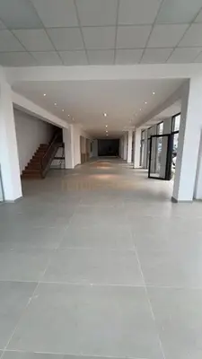 Ufficio in affitto ad Autostrada Tirane - Durres, Tirana, 600 m². Foto 2 di 5