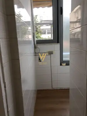 Ufficio in affitto a Bardhok Biba Branch, Tirana, 65 m². Foto 2 di 5