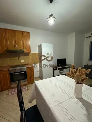 Appartamento 1+1 in affitto ad Astir, Tirana, 60 m². Foto 3 di 6