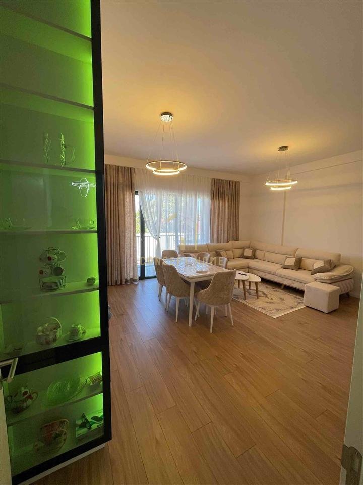 Appartamento 2+1 in affitto a Selitë, Tirana, 100 m². Foto 3 di 3