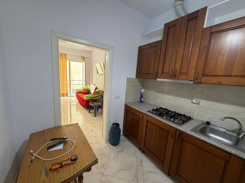 Garsoniere me qera në Galaktik, Durrës, 40 m². Foto 3 nga 5