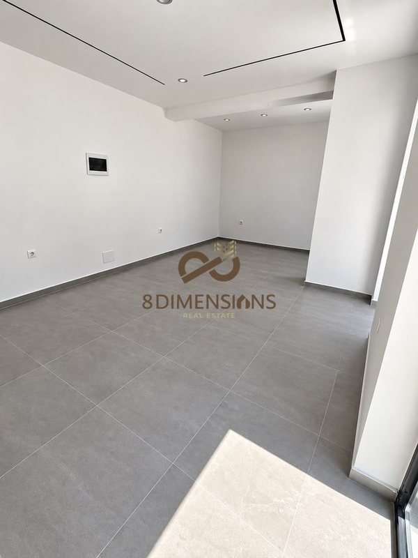 Locale commerciale in affitto a Brryli, Tirana, 41 m²